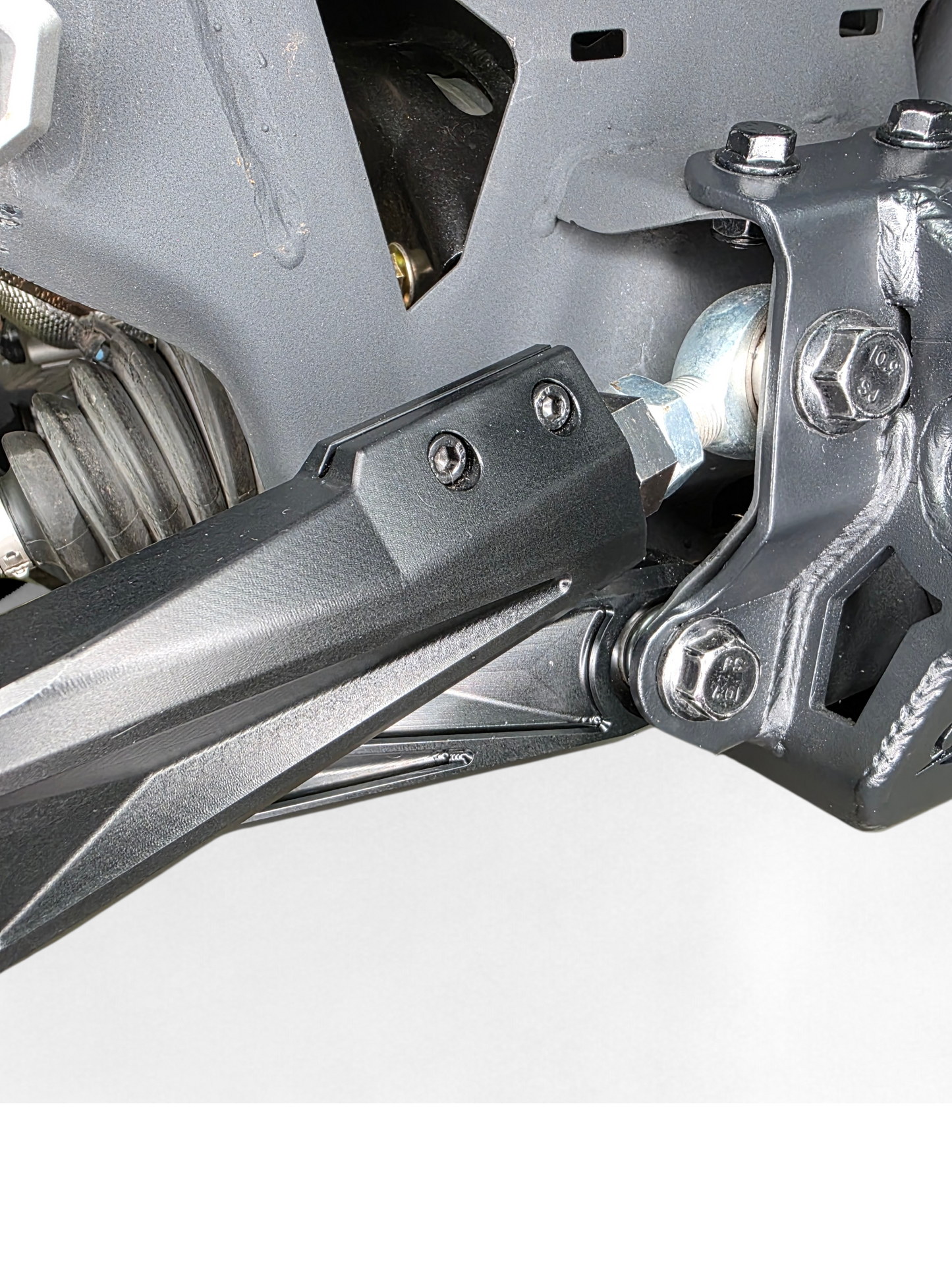 2024+ Can Am Maverick R High Clearance Adjustable Radius Rods (Anodized Black)