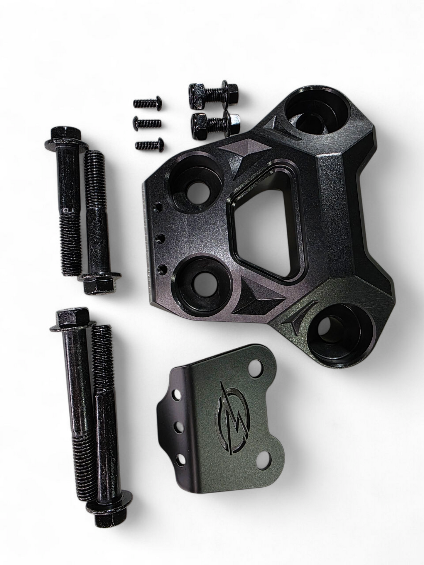 2024+ Can Am Maverick R Billet Radius Rod Plate (Black)