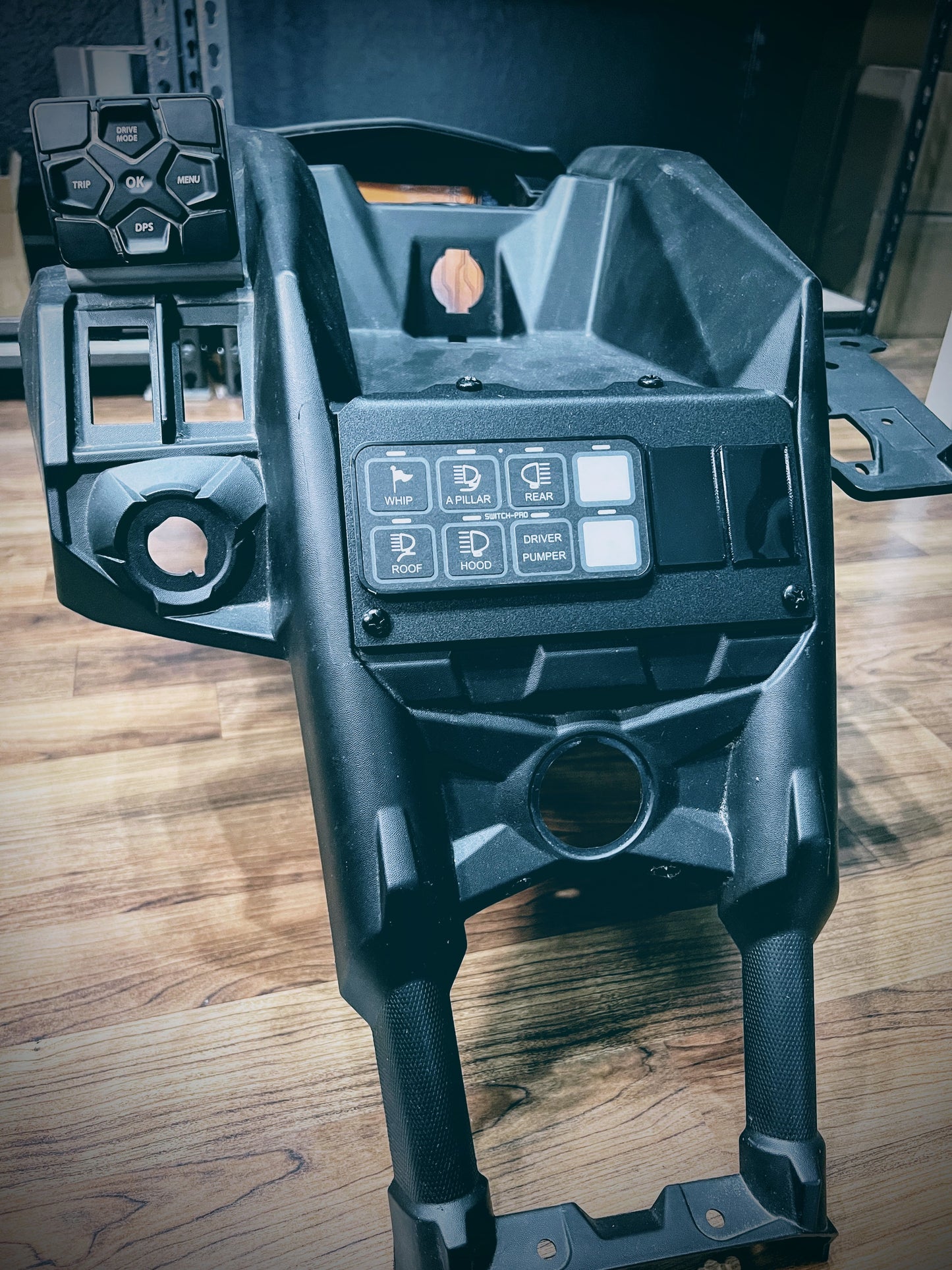 SFM SwitchPro8+2 Center Piece